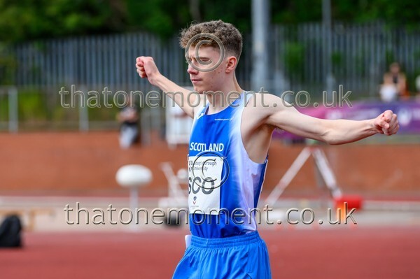 Lbro25-921953 - Set Three