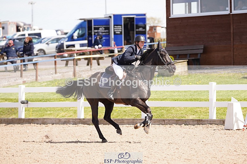 240418A-131741-03120 - Cls 37, Amateur 1.05m