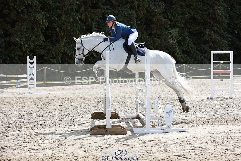 250829A-121659-01606 - Cls 7 British Novice and 90cm