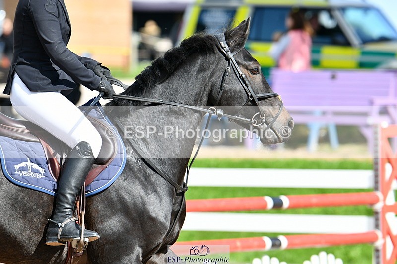 240913A-142902-04729 - Cls 24 1.05m Amateur Qualifier