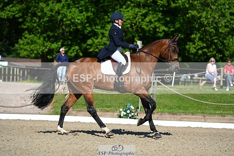 230526-090317-05371 - 451-COOLEY_SNAPCHAT-Selina_Milnes-DR