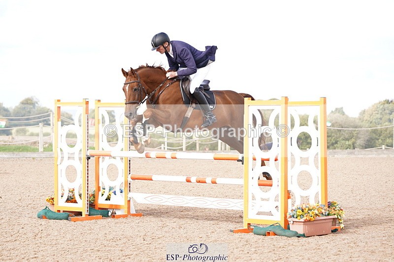 241004A-112258-00203 - Fri 02 Snr 1.05m Open