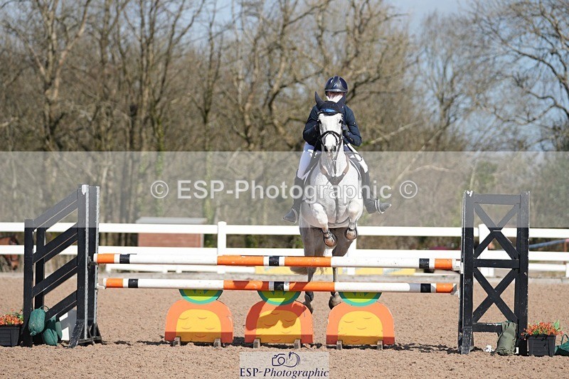 250329-104906-03730 - Cls 20 British Novice and 90cm