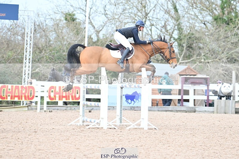 231208A-132528-00892 - Cls 6 Foxhunter & 1.20m Open