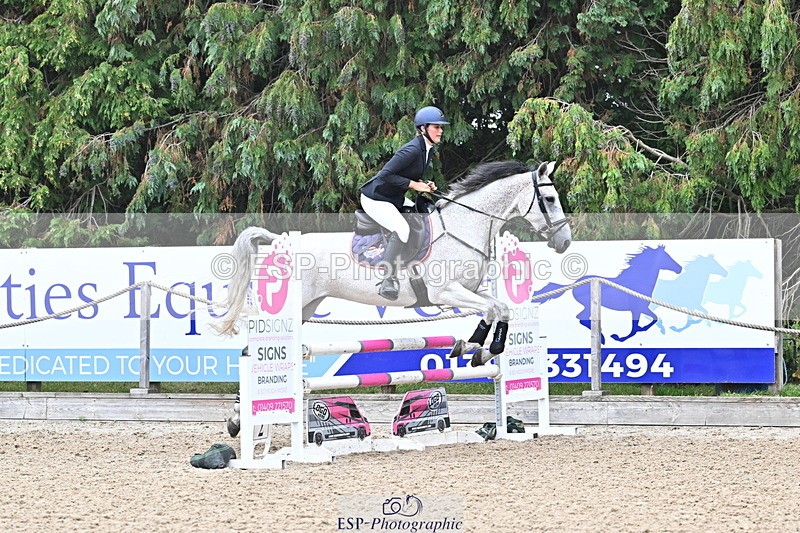 250830A-130642-06150 - Cls 22 95cm Amateur Quali