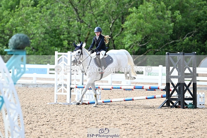 240611A-172526-00559 - 70cm