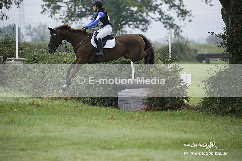 WWHT 171021 0175 - Novice Restricted (0.80m)  17/10/21