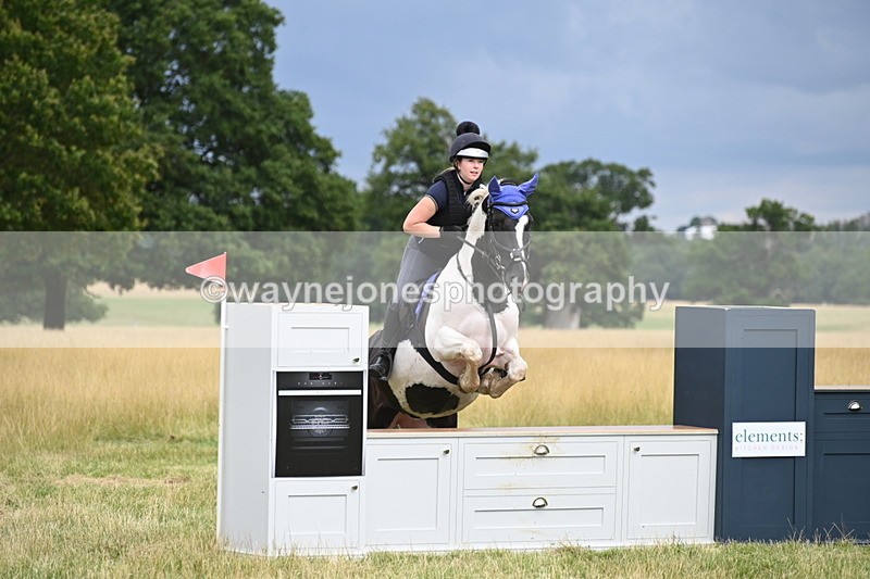 WJ6_2878 - Time at Jump 11:06 to 11:40