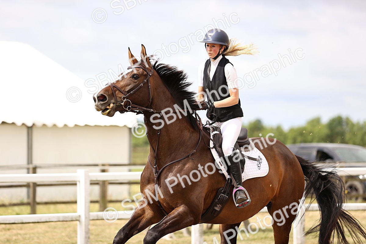 SBM_013102 - Class 13 - Senior British Novice - 90cm Open