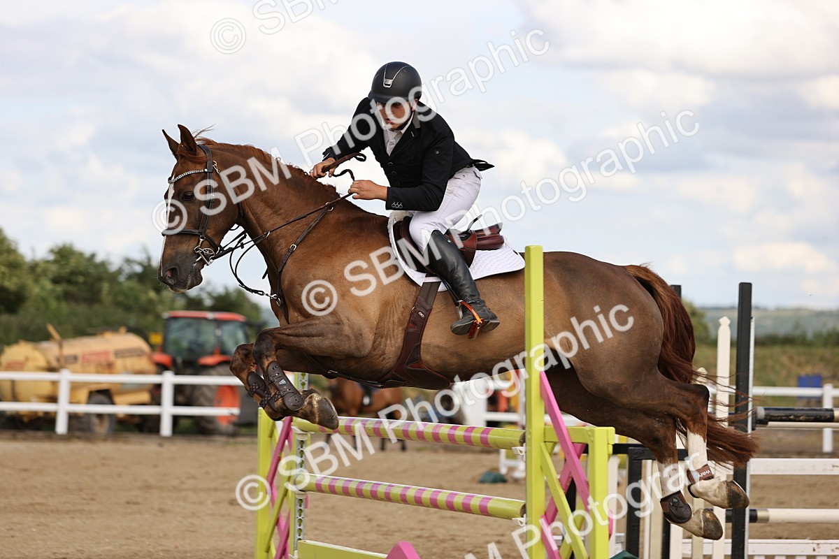 SBM_003763 - Class 13 - Senior Foxhunter - 1.20m