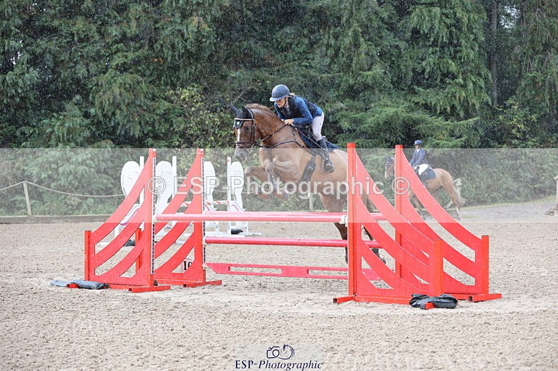 250831A-121655-10151 - Cls 42 Snr 1m Grand Prix