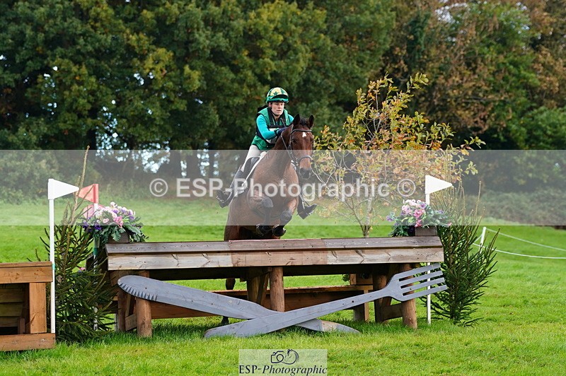 251025A-092422-15901 - D-312-Laura.Sharpe