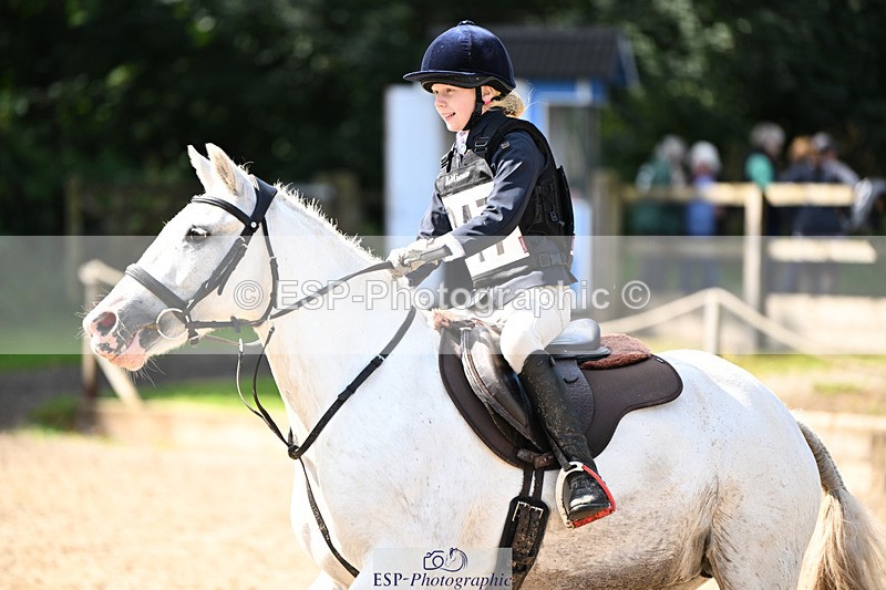 240824X-112955-25247 - 70cm Round 2 10.30 to 12.10