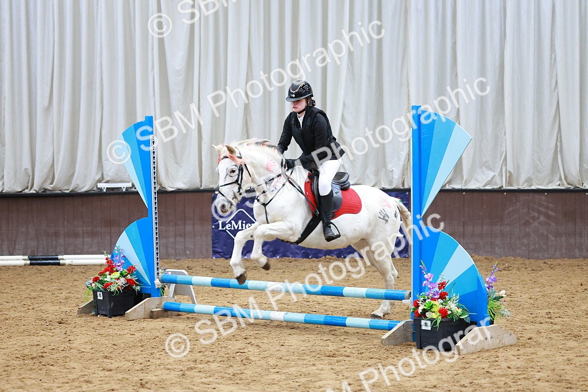 SBM_001685 - Class 3 - Horse & Hound (60cm)