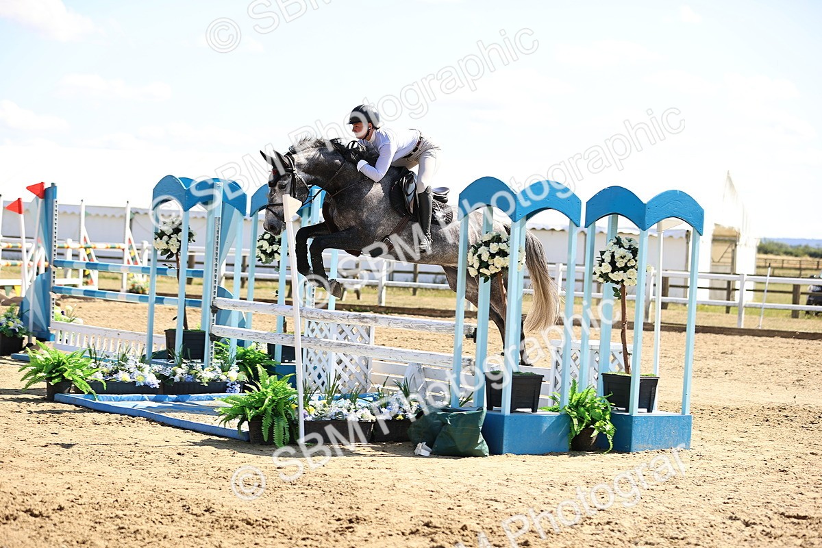 SBM_015434 - Class 16 - Senior foxhunter - 1.20m Open
