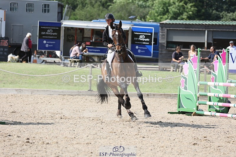 250614A-162438-08298 - Cls 30 1.05m Amateur Q and Open