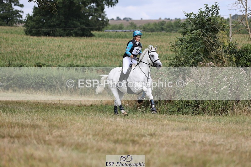 250802A-114940-01852 - A-020-Lauren.Greaves-EMERALD.LAD.II