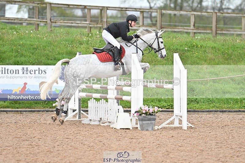 240505A-123917-05143 - Cls 4 Blue Chip Pony Newcomers & 1m Open