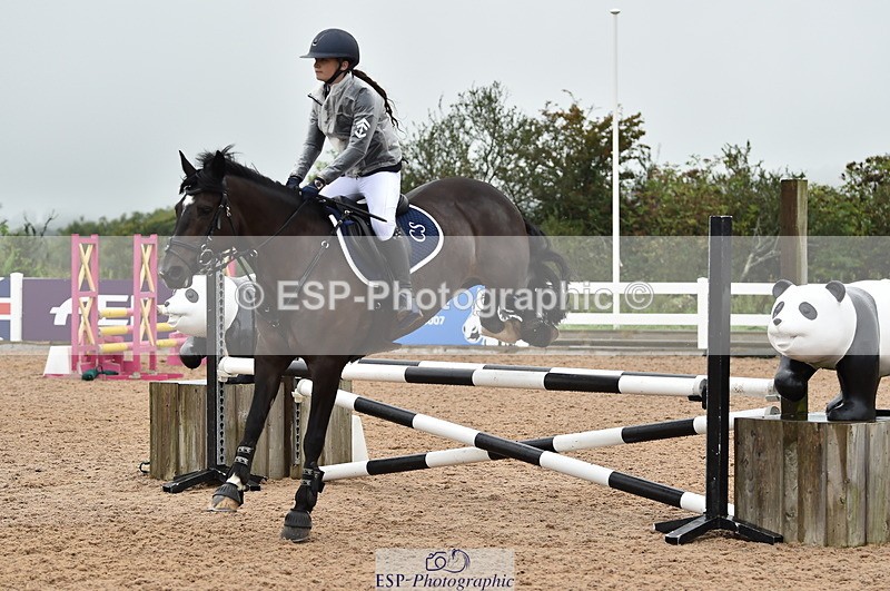 220829A-172642-00432 - 80cm Classes 5a 5b & 6