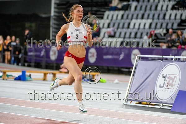 Age26SAT-926290 - Track Female Set One