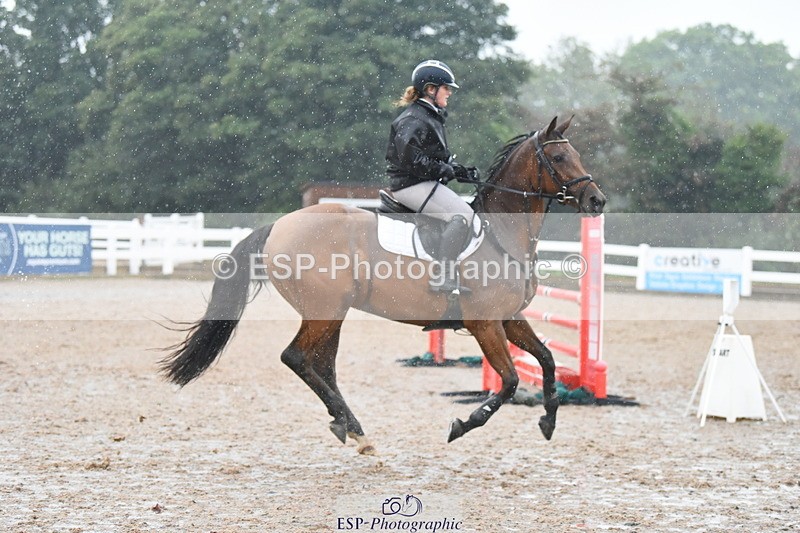 230917A-110042-06384 - Cls 33 British Novice & 90cm Open