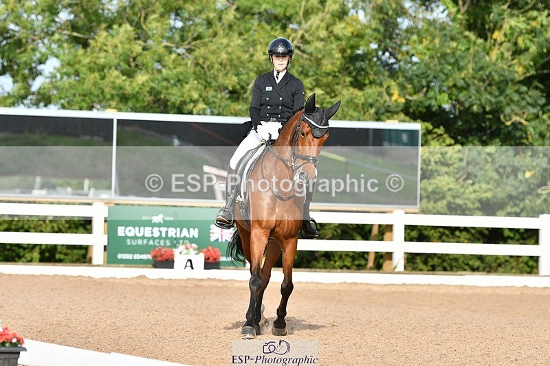 250906-092737-00345 - 040-Rianne.FultonSunset.Mojito