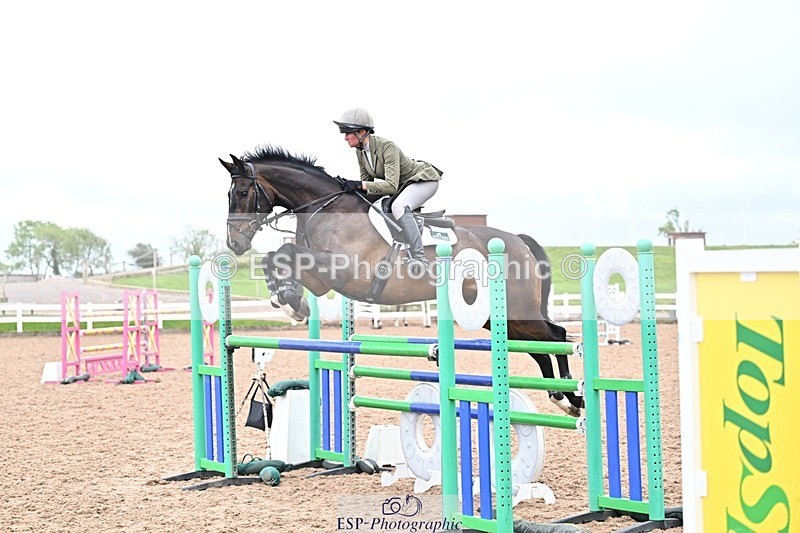 260520-140101-00732 - Cls 6 Foxhunter and 1.20m Open