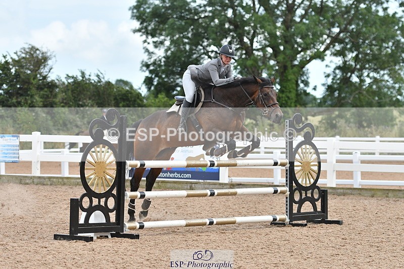 240727A-153046-06157 - Cls 24 1.05m Amateur Qualifier