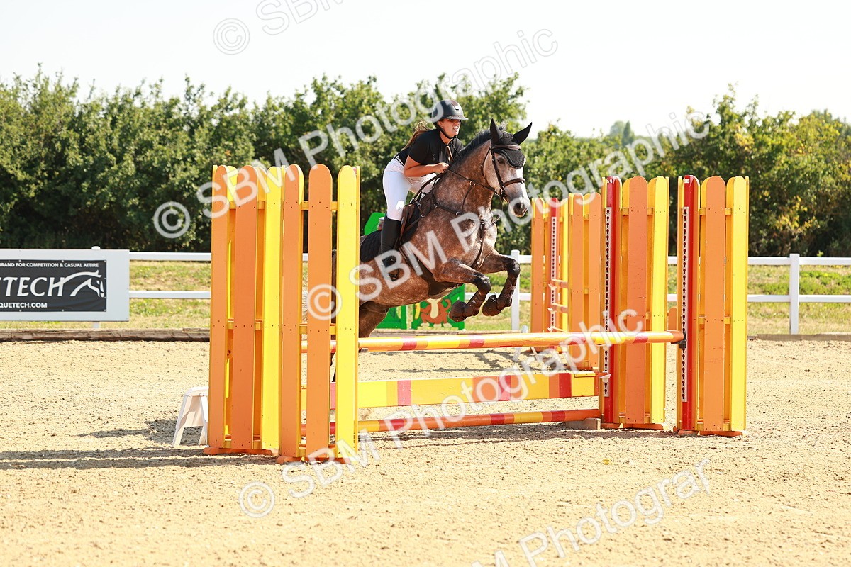 1I0A0106 - Class 1 - Clear Round