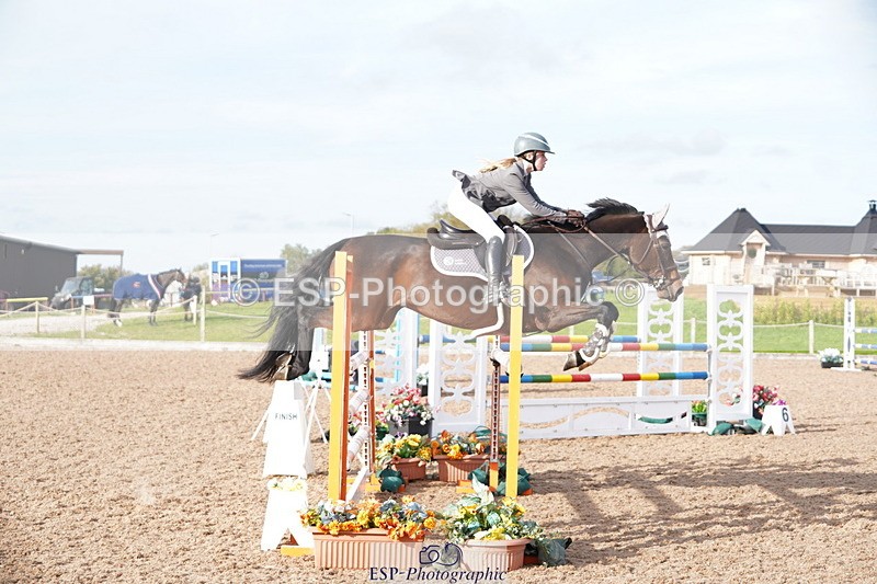 241005A-162052-05190 - SAT Cls 12 Snr Fox & 1.20m Open