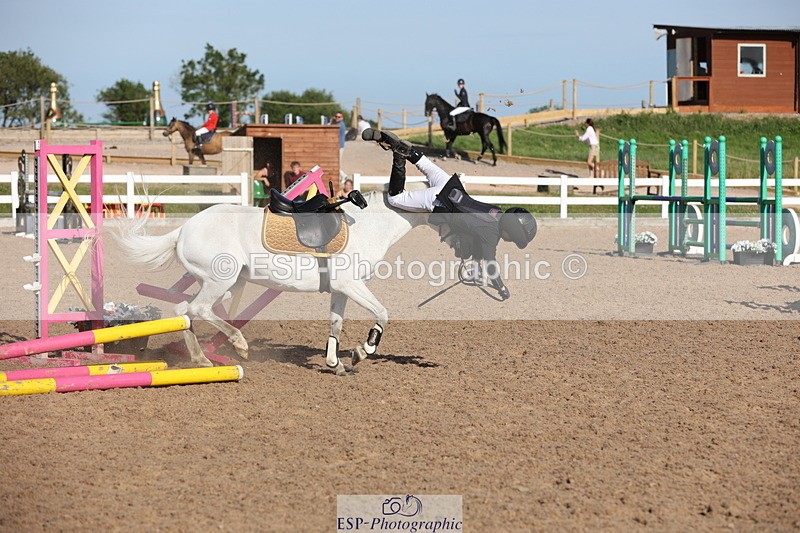 240629A-181915-09260 - Cls 14 Springboard 128cm + 138cm