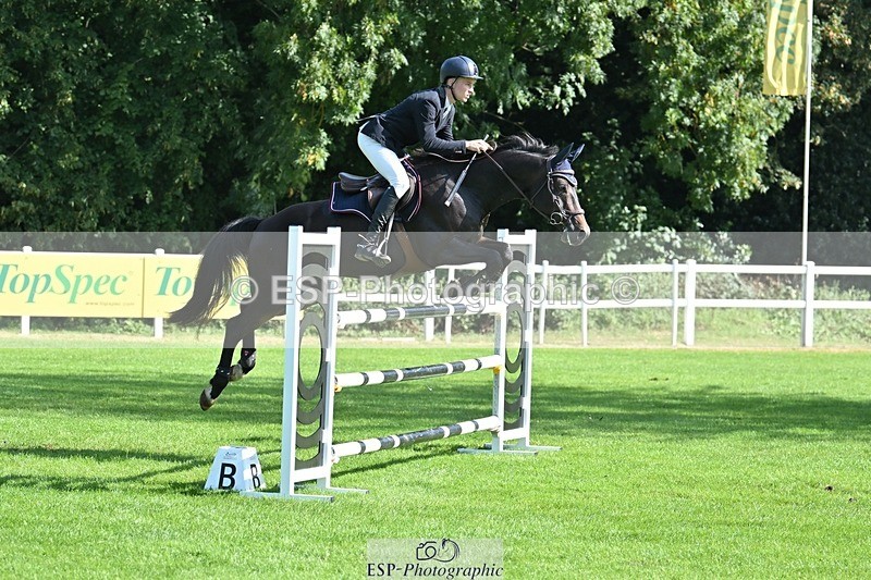 230909-111207-05098 - Cls 11 Snr Foxhunter & 1.20m Open