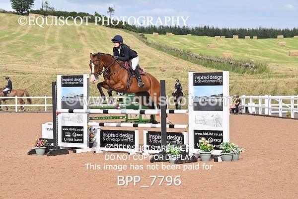 BPP_7796 - CLASS 16 FRI GFS Saddles Senior Newcomers/1.10m Open