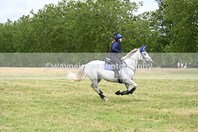 WJ6_4633 - Time at Jump 13:04 to 13:34