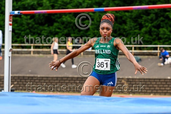 Sen25SAT-913407 - Field Female Set Two