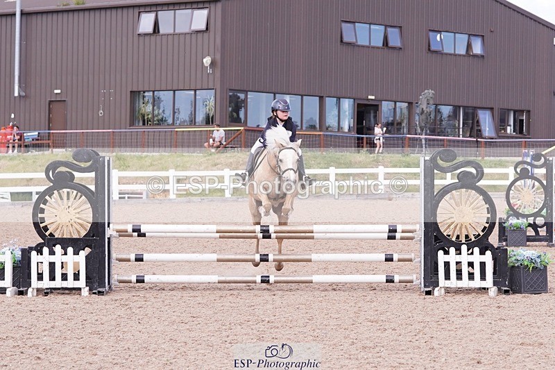 250629-172254-13232 - Cls 33 Stepping Stones 128cm and 138cm