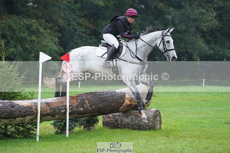 231021-102832-13789 - 630-ST.TROPEZ-Lizzie.Luxton-SC+XC