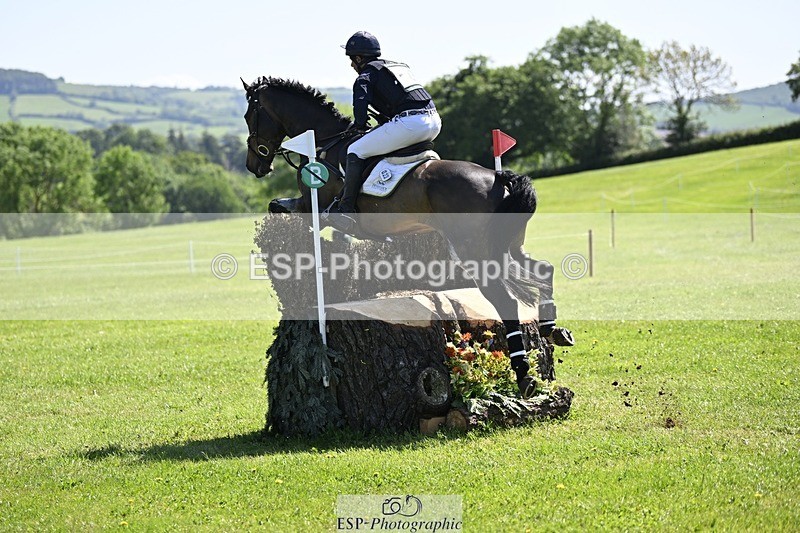 240525-105813-12393 - 323-EMERALD_ENDEAVOUR-Harry_Dzenis