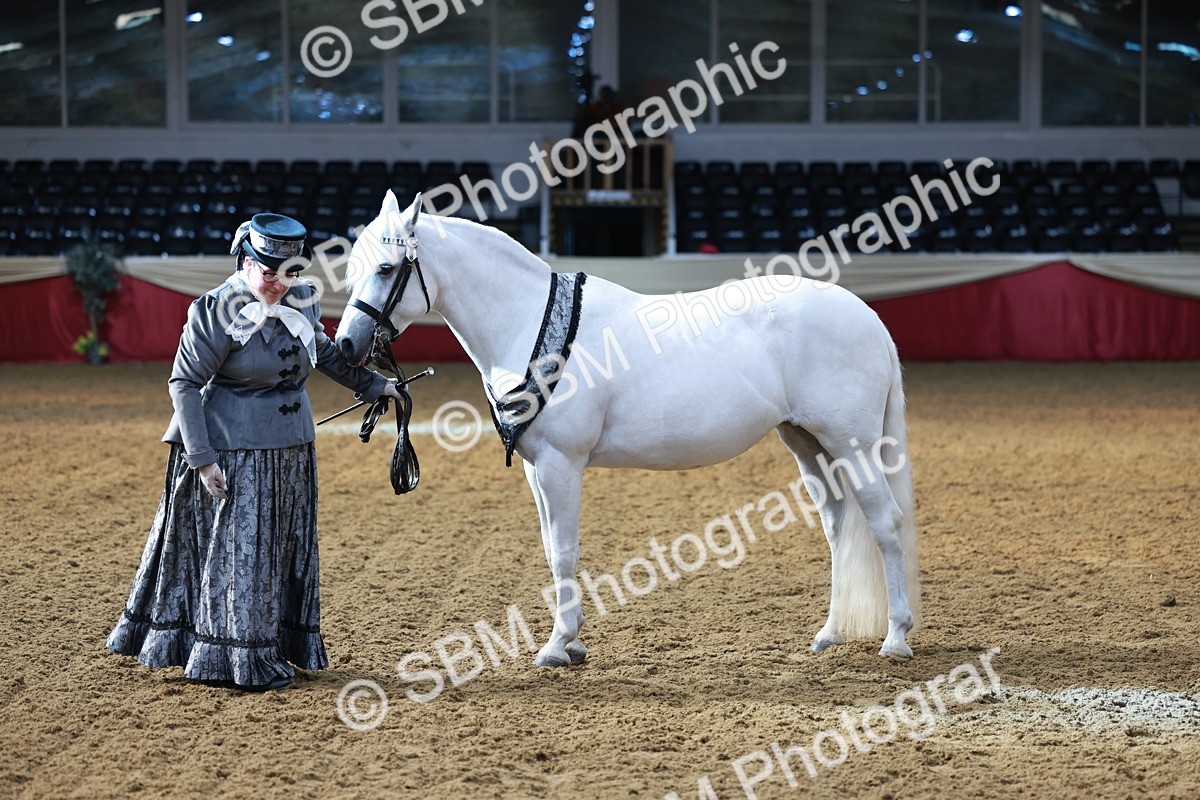 SBM_12067 - Class 103 - IH Costume