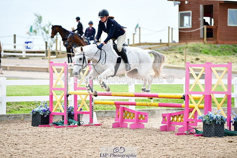 240524A-095938-02381 - Cls 21 British Novice and 90cm Open