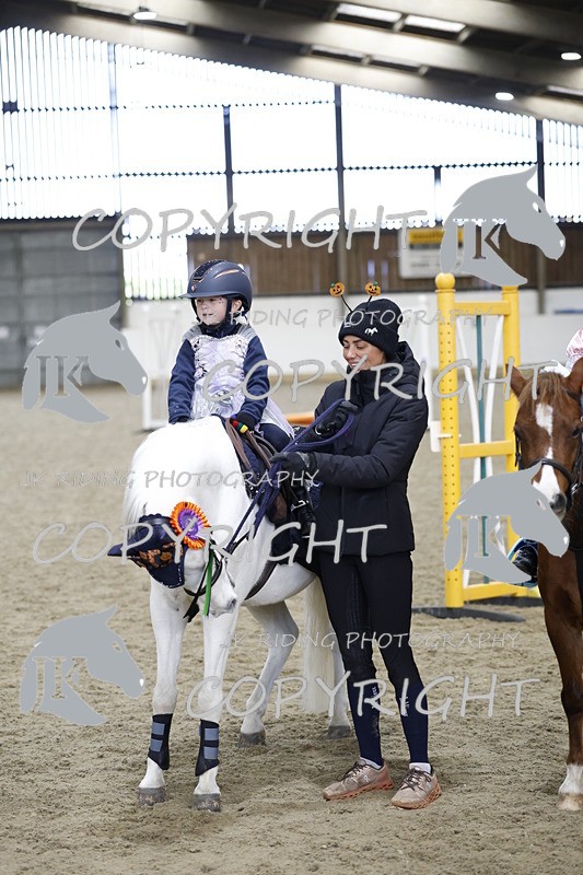 _T0A0913 - Class 1 Cross poles