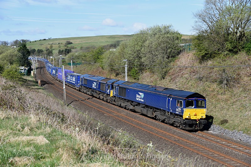 JL - 26.4.17 66303 66429 4S43 Daventry - Mossend, Lowgill - West Coast Main Line (north to south)