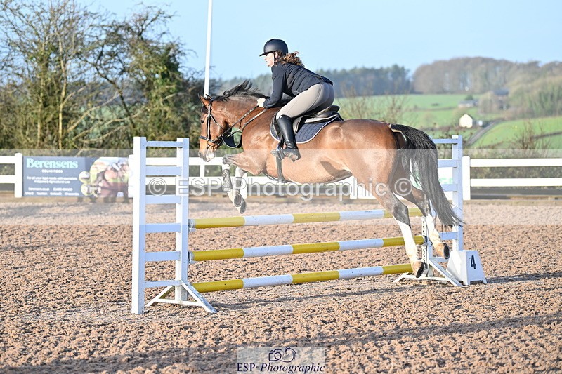 231208A-091935-00008 - Cls 2 British Novice & 90cm Open