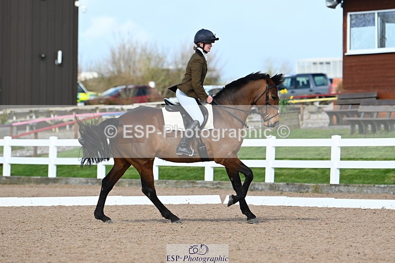 240323A-150516-02352 - UnA Novice 28