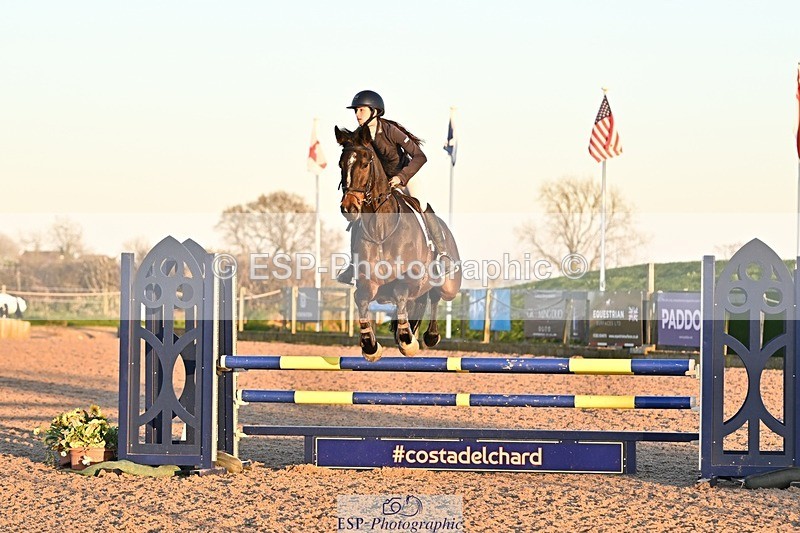 250401-191921-00968 - 90cm Classes