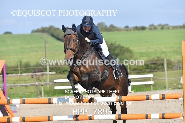 BPP_7895 - CLASS 3 Senior BritiNovice/ 90cm Open