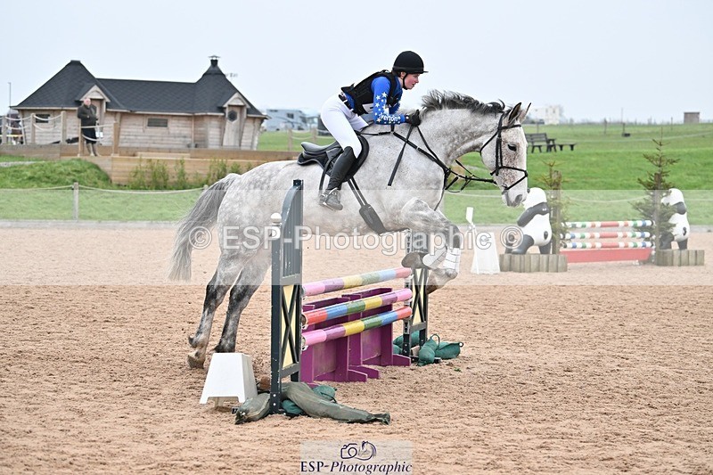 250118-135121-01335 - Cls 3A&B 90cm 13.20 to Coursewalk