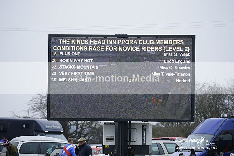 PtP 230122 380 - Cocklebarrow Races - Heythrop Hunt - 23/01/22