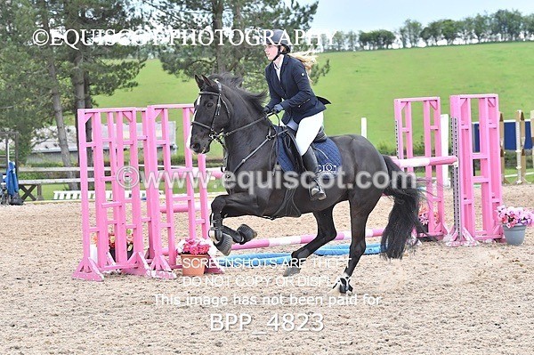 BPP_4823 - SUN CLASS 25 Senior Newcomers/ 1.10m Open