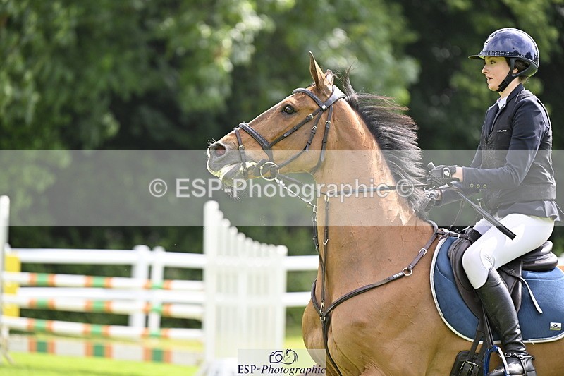 250613A-100259-00252 - Cls 1 Snr Newcomers and 1.10m Open